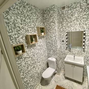 Продается 1-комнатная квартира, 42 м²