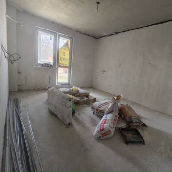 Продается 1-комнатная квартира, 46 м²