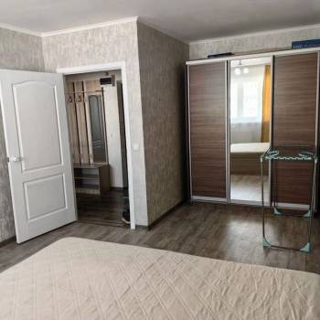 Сдается 1-комнатная квартира, 42 м²