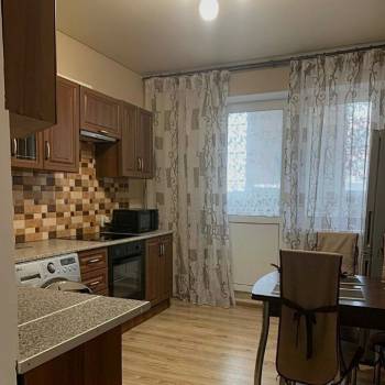 Сдается 1-комнатная квартира, 41,6 м²
