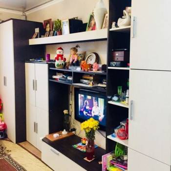 Продается 1-комнатная квартира, 42 м²