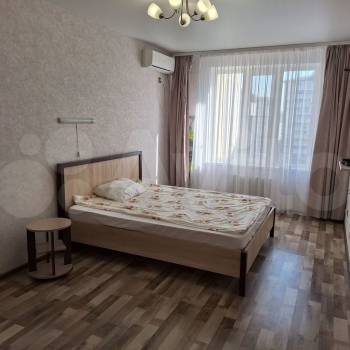 Сдается 1-комнатная квартира, 37 м²