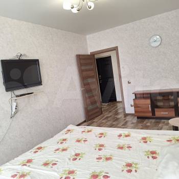 Сдается 1-комнатная квартира, 37 м²