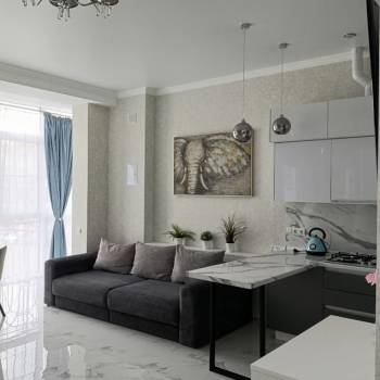 Продается 1-комнатная квартира, 50 м²