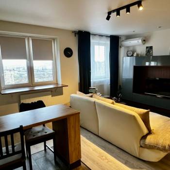 Сдается 2-х комнатная квартира, 65 м²