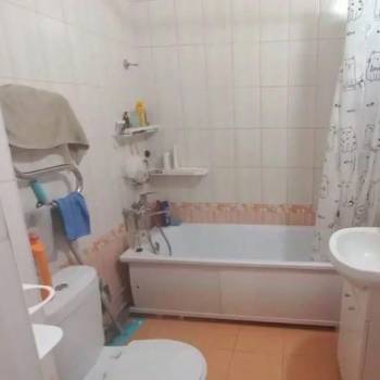 Сдается 1-комнатная квартира, 55 м²