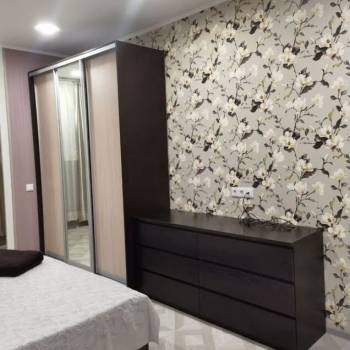 Продается 1-комнатная квартира, 45 м²