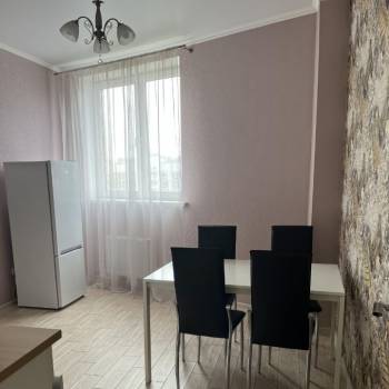 Сдается 2-х комнатная квартира, 62 м²