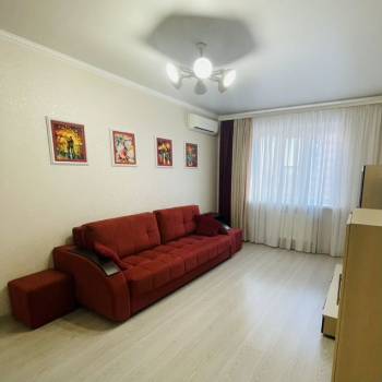 Сдается 1-комнатная квартира, 40 м²