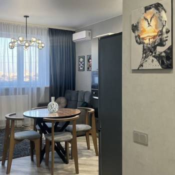 Сдается 1-комнатная квартира, 46 м²