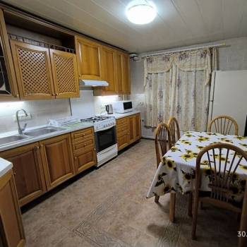 Сдается Многокомнатная квартира, 90 м²