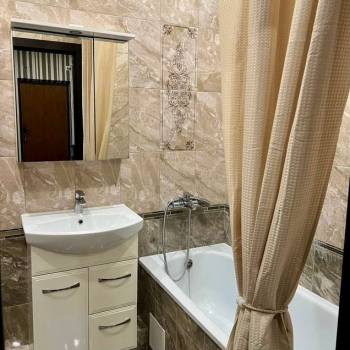 Сдается 2-х комнатная квартира, 65 м²