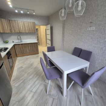 Сдается 2-х комнатная квартира, 56 м²