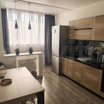 Сдается 1-комнатная квартира, 40 м²