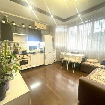 Продается 2-х комнатная квартира, 56 м²