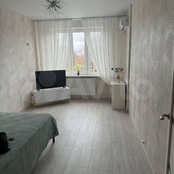 Сдается 1-комнатная квартира, 37 м²