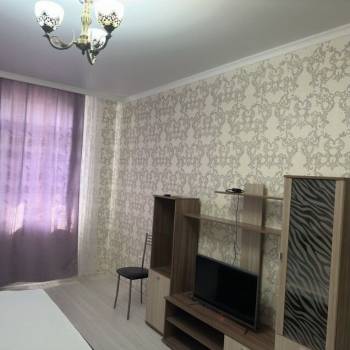 Продается 1-комнатная квартира, 40 м²