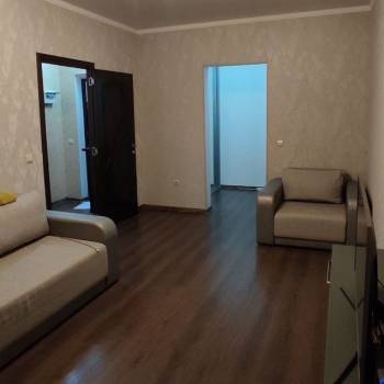 Продается 1-комнатная квартира, 42,1 м²