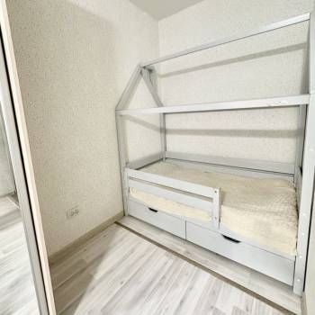 Продается 1-комнатная квартира, 31,9 м²