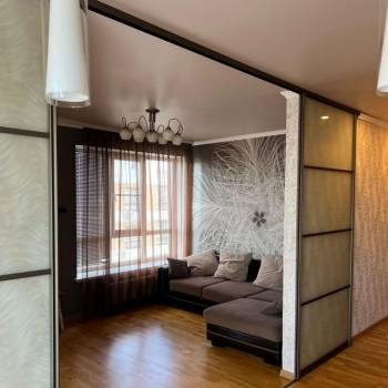 Продается 1-комнатная квартира, 50 м²