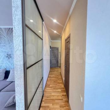 Продается 1-комнатная квартира, 50 м²
