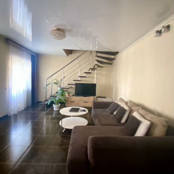 Продается 3-х комнатная квартира, 91,8 м²