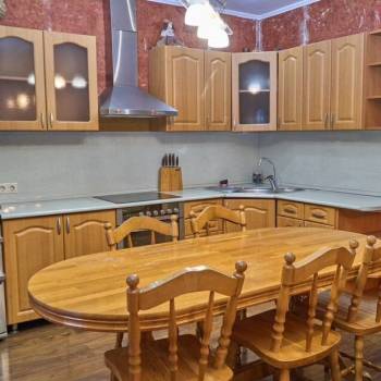 Продается 3-х комнатная квартира, 124 м²