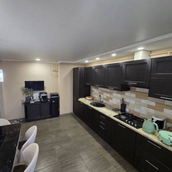 Продается Многокомнатная квартира, 96,4 м²