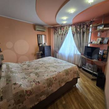 Продается Многокомнатная квартира, 96,4 м²