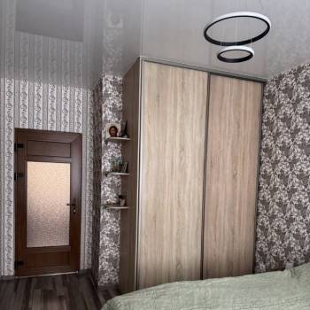 Продается 1-комнатная квартира, 37 м²