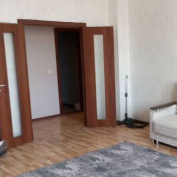 Сдается 2-х комнатная квартира, 75 м²