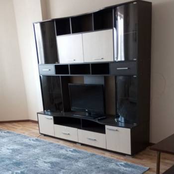 Сдается 2-х комнатная квартира, 75 м²