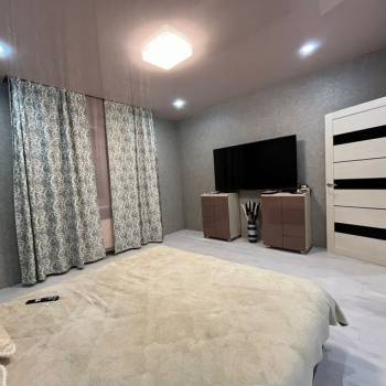 Сдается 1-комнатная квартира, 45 м²