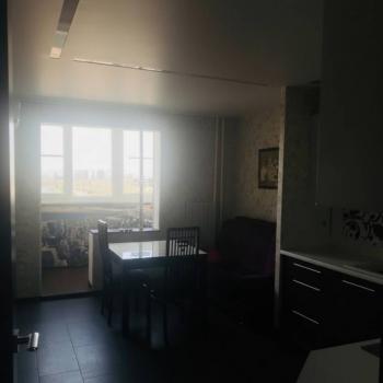 Сдается 2-х комнатная квартира, 70 м²