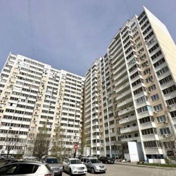Сдается 2-х комнатная квартира, 70 м²