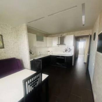 Сдается 2-х комнатная квартира, 70 м²