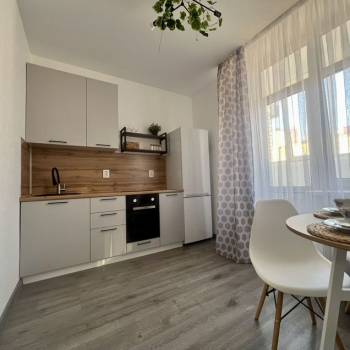 Сдается 1-комнатная квартира, 35 м²