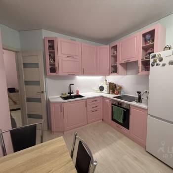 Продается 1-комнатная квартира, 47 м²