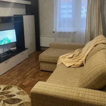 Сдается 1-комнатная квартира, 44 м²