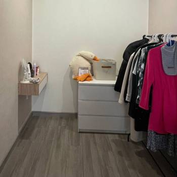 Продается 1-комнатная квартира, 39 м²