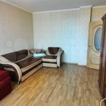 Сдается 1-комнатная квартира, 40 м²