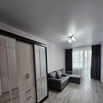Сдается Многокомнатная квартира, 90 м²