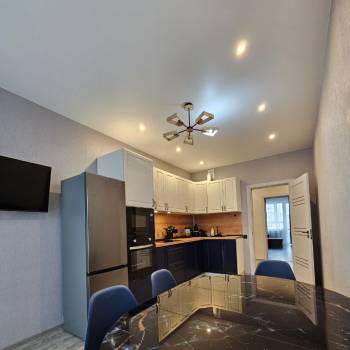 Сдается Многокомнатная квартира, 90 м²