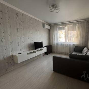 Сдается 1-комнатная квартира, 36 м²