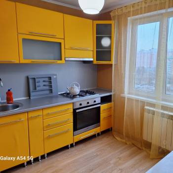 Продается 1-комнатная квартира, 32 м²