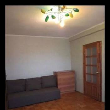 Продается 1-комнатная квартира, 32 м²