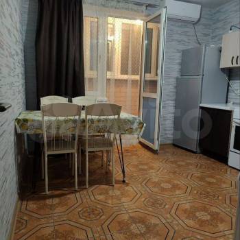 Сдается 1-комнатная квартира, 36 м²