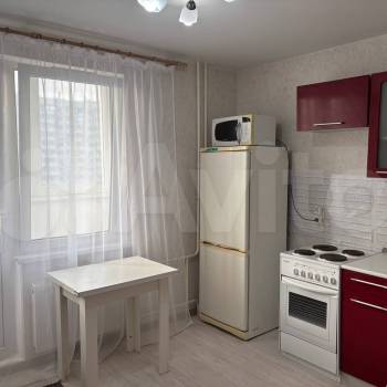 Сдается 1-комнатная квартира, 32 м²