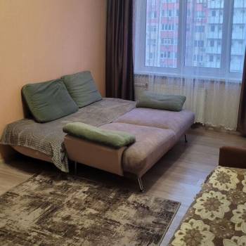 Сдается 1-комнатная квартира, 40 м²