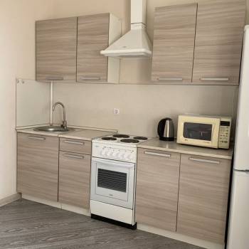 Сдается 1-комнатная квартира, 41 м²